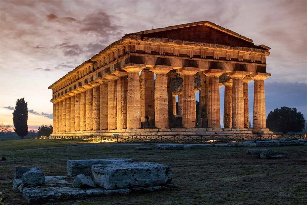 The Greek Temples of Paestum - Femmina Classica